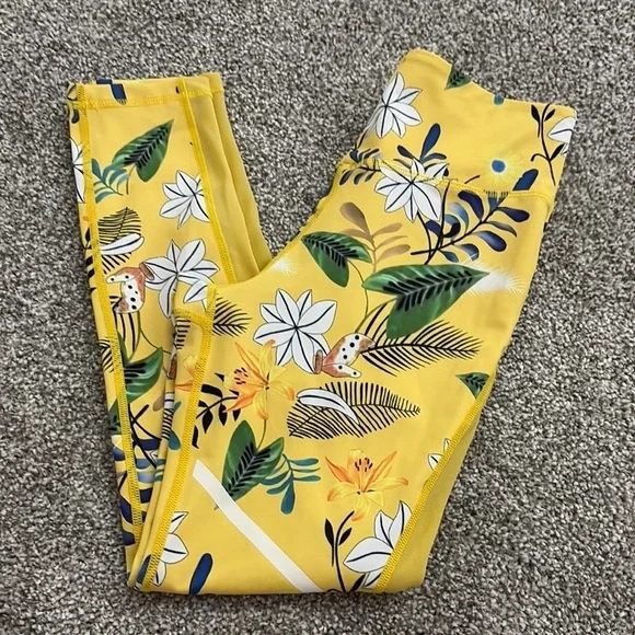 ZYIA Light and Tight Yellow Mesh Leggings - Picture 1 of 5